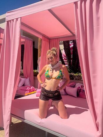 Full leaked Thejesszoo private onlyfans photo