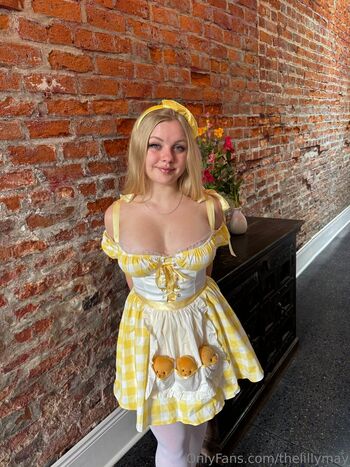 Full leaked Thelillymay private photo