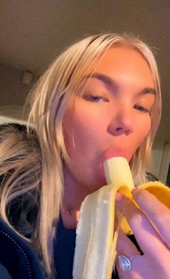 Full leaked Thelittleblondie private onlyfans photo