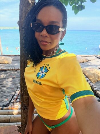 Full leaked Thelma assis private photo