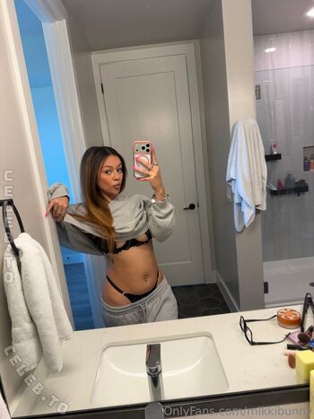 Full leaked Themikkiangel private photo