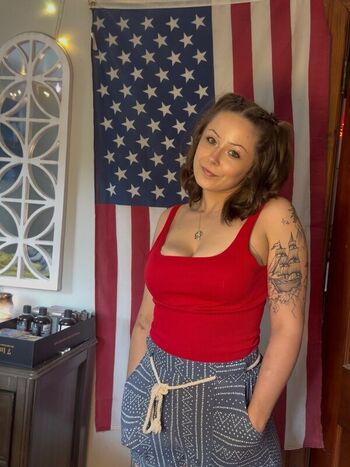 Full leaked Themommygardenerr private photo
