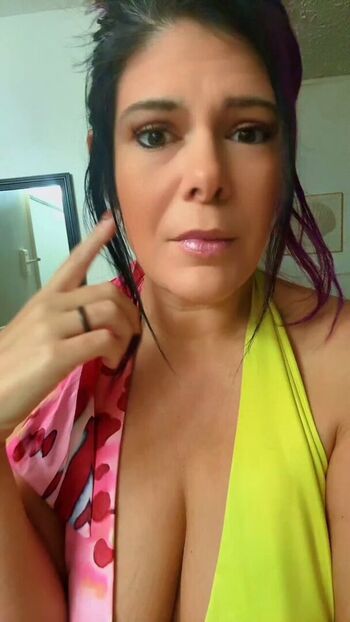 Full leaked Themrssavage private photo