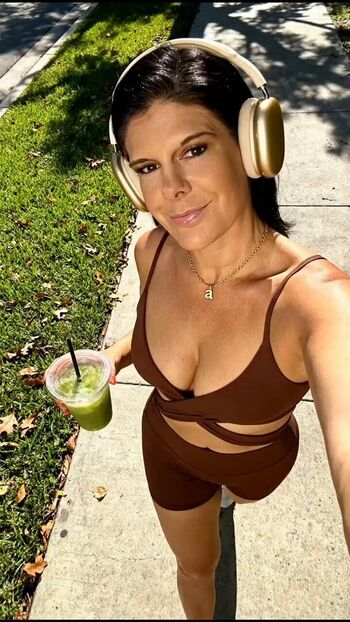 Full leaked Themrssavage private photo