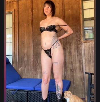 Full leaked Theneonharlot private photo