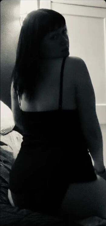 Full leaked Theofficialwiltedrose private onlyfans photo