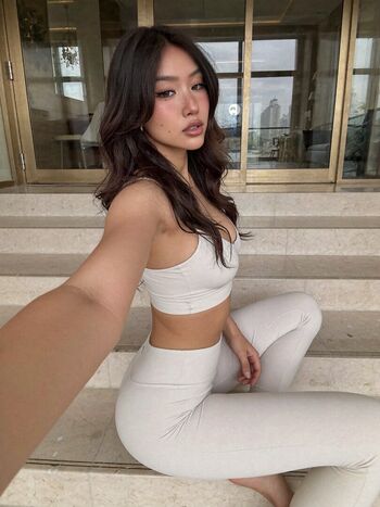 Full leaked Theonlyela private photo