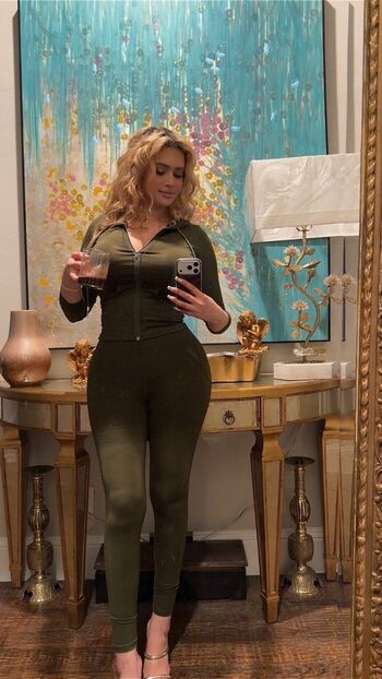 Full leaked Theonlyone private photo