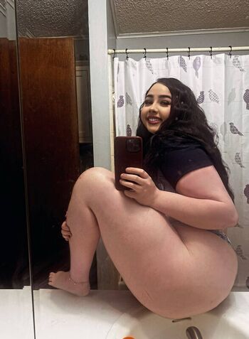 Full leaked Thepaperem private photo