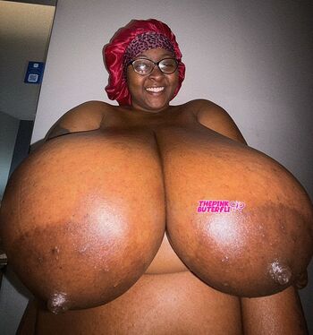 Full leaked Thepinkbuterfli private photo