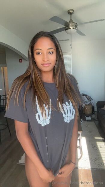 Full leaked Therealgiana private onlyfans photo