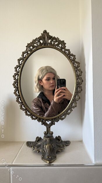Full leaked Therlyen page private photo