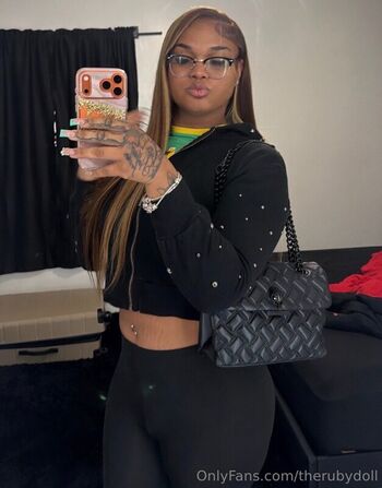 Full leaked Therubydoll private photo