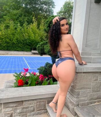 Full leaked Thesyreneffect private onlyfans photo