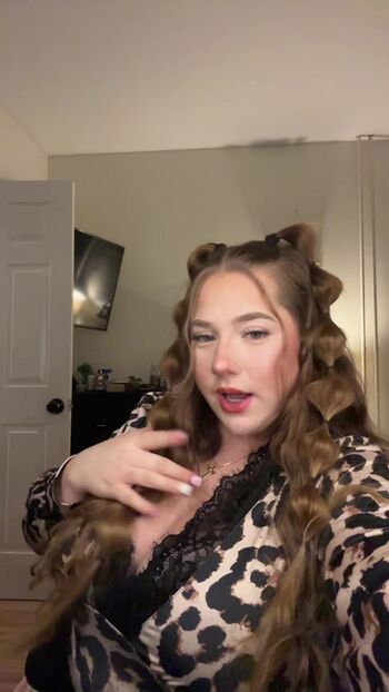 Full leaked Theycallmelilvan private photo