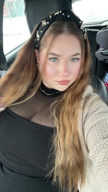 Full leaked Theycallmelilvan private photo