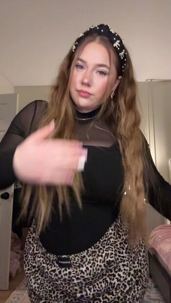 Full leaked Theycallmelilvan private photo