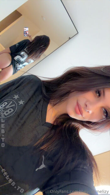 Full leaked Theycallmelizy private onlyfans photo