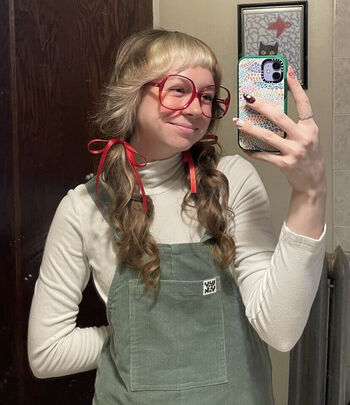 Full leaked Theyellowbutton private onlyfans photo