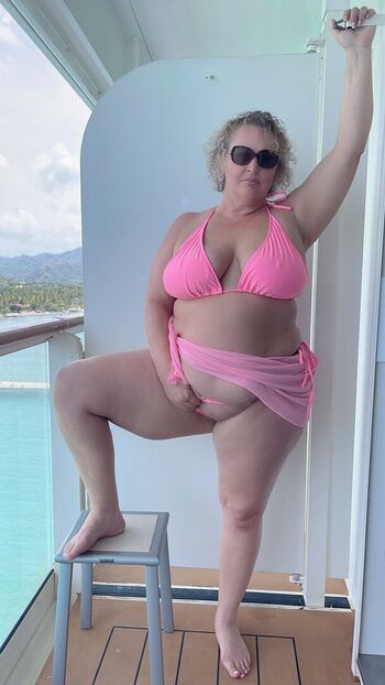 Full leaked Thicc private onlyfans photo