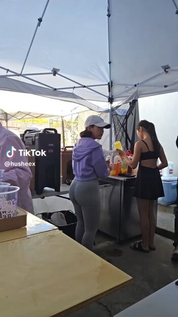 Full leaked Thick asian women page private onlyfans photo