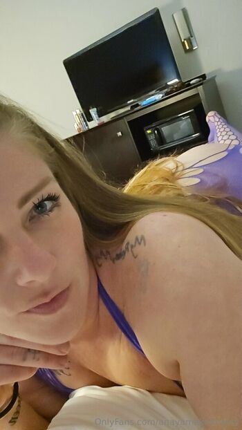 Full leaked Thick temptations private photo