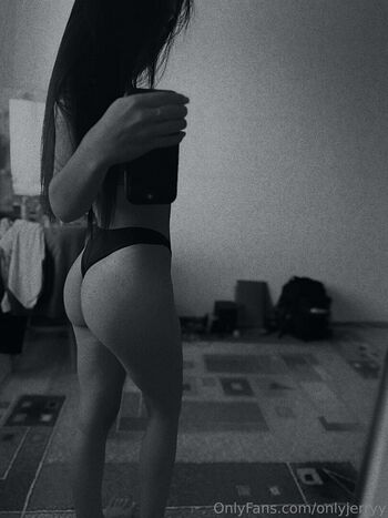 Full leaked Thickbutsweet private photo