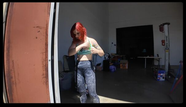 Full leaked Thugshells private photo