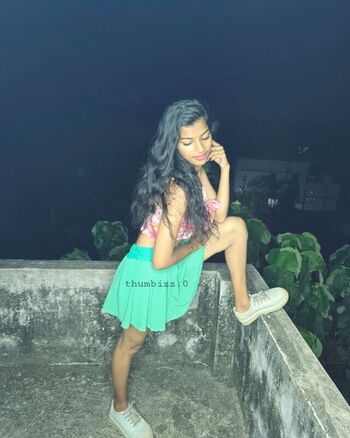 Full leaked Thumbizz private onlyfans photo