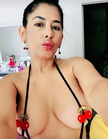 Full leaked Tia may private onlyfans photo