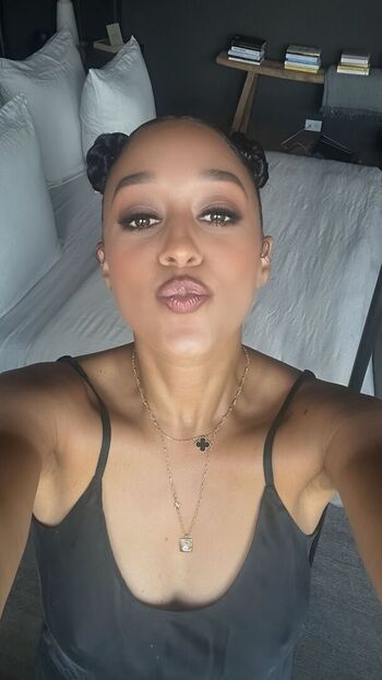 Tia Mowry