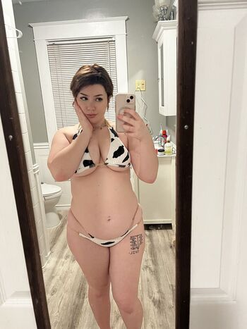 Full leaked Tianastummy private onlyfans photo