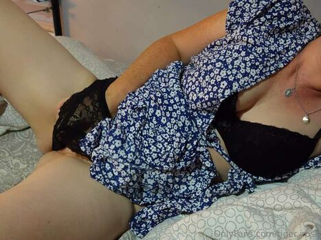 Full leaked Tiger rose private photo