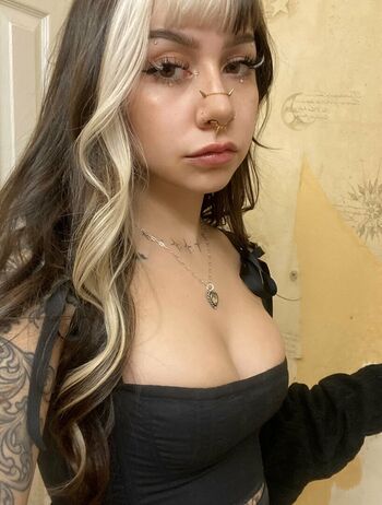 Full leaked Tiiinkkk page private photo
