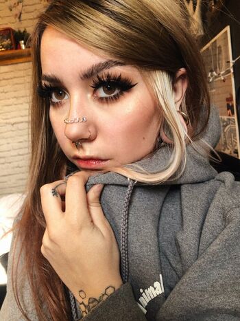 Full leaked Tiiinkkk private photo