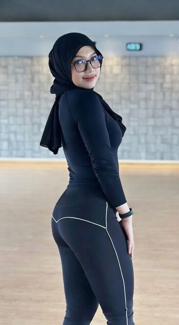 Full leaked Tikom page private onlyfans photo