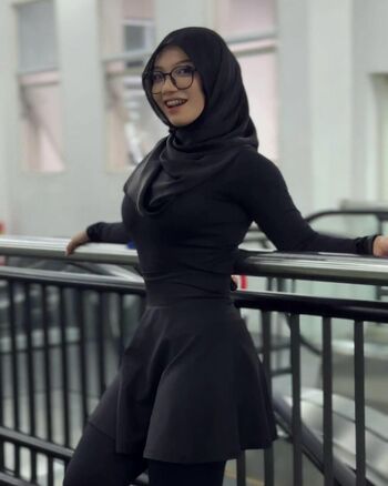 Full leaked Tikom private onlyfans photo