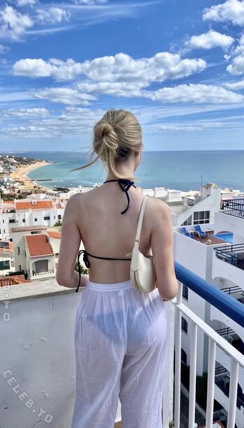 Full leaked Tilly middlehurst private onlyfans photo