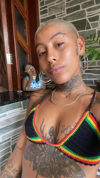 Full leaked Tinacaliente private photo