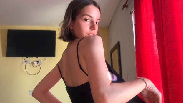 Full leaked Tinglebay private onlyfans photo