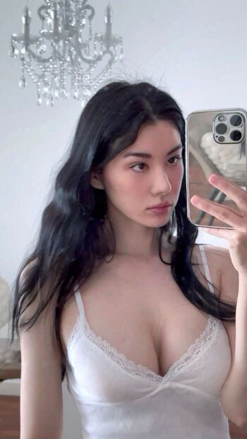 Full leaked Tinkymew private onlyfans photo