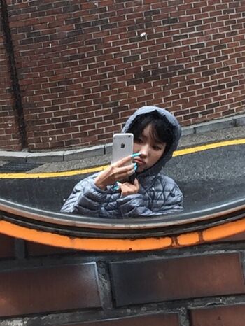 tiny.pretty.j