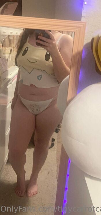 Full leaked Tinycarrotcake page private photo