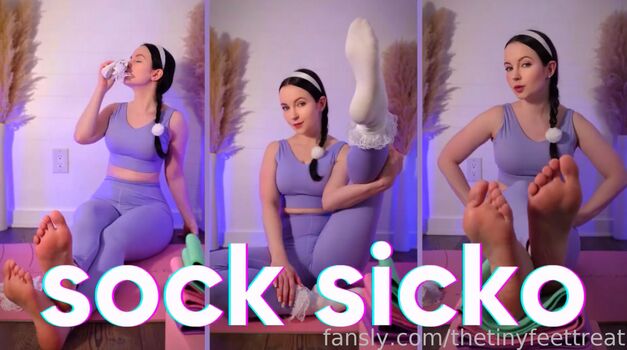 Full leaked Tinyfeettreat private onlyfans photo