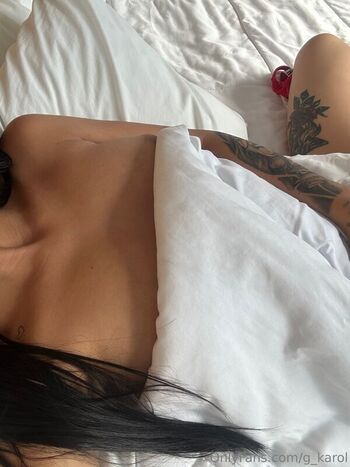 Full leaked Tinykarolg private photo