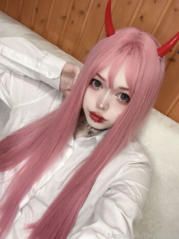 TinyWaifu0 \ Waifumiyu