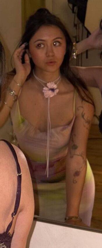 Full leaked Tiptoe tingles private photo