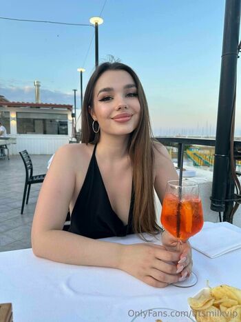 Full leaked Titsmilkvip private photo