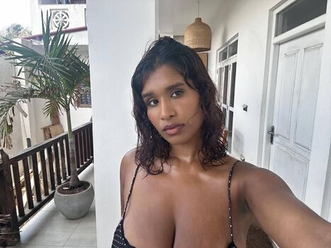 Full leaked Tiziana private photo