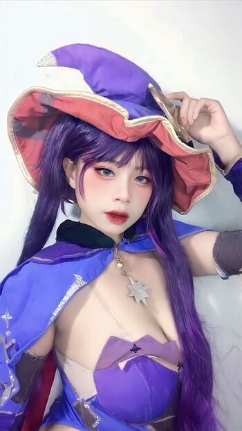 Full leaked Tobeliie private onlyfans photo